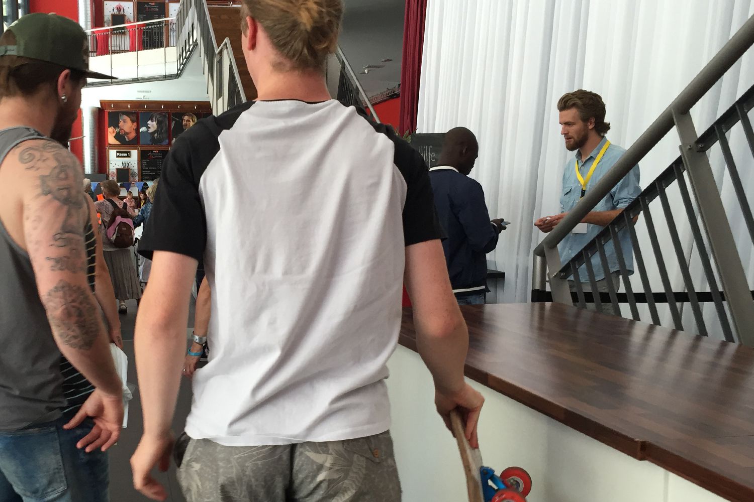 Mitarbeiter im Backstage-Bereich